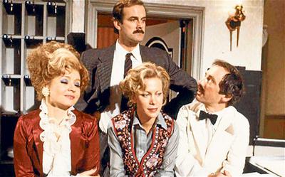 Fawlty_Towers_cast